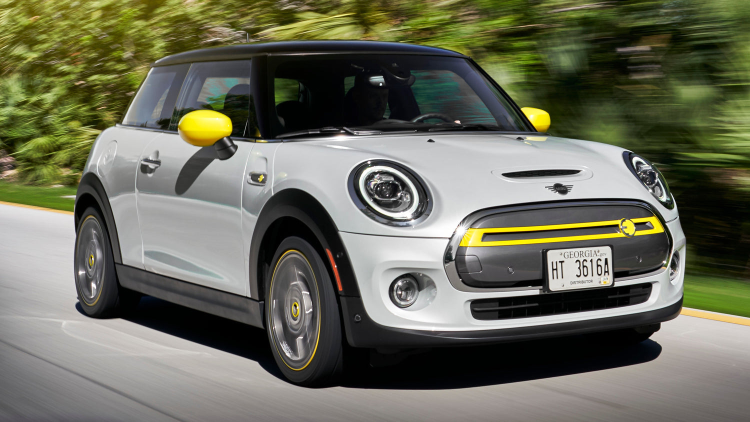 Mini Cooper SE Countryman charging cable
