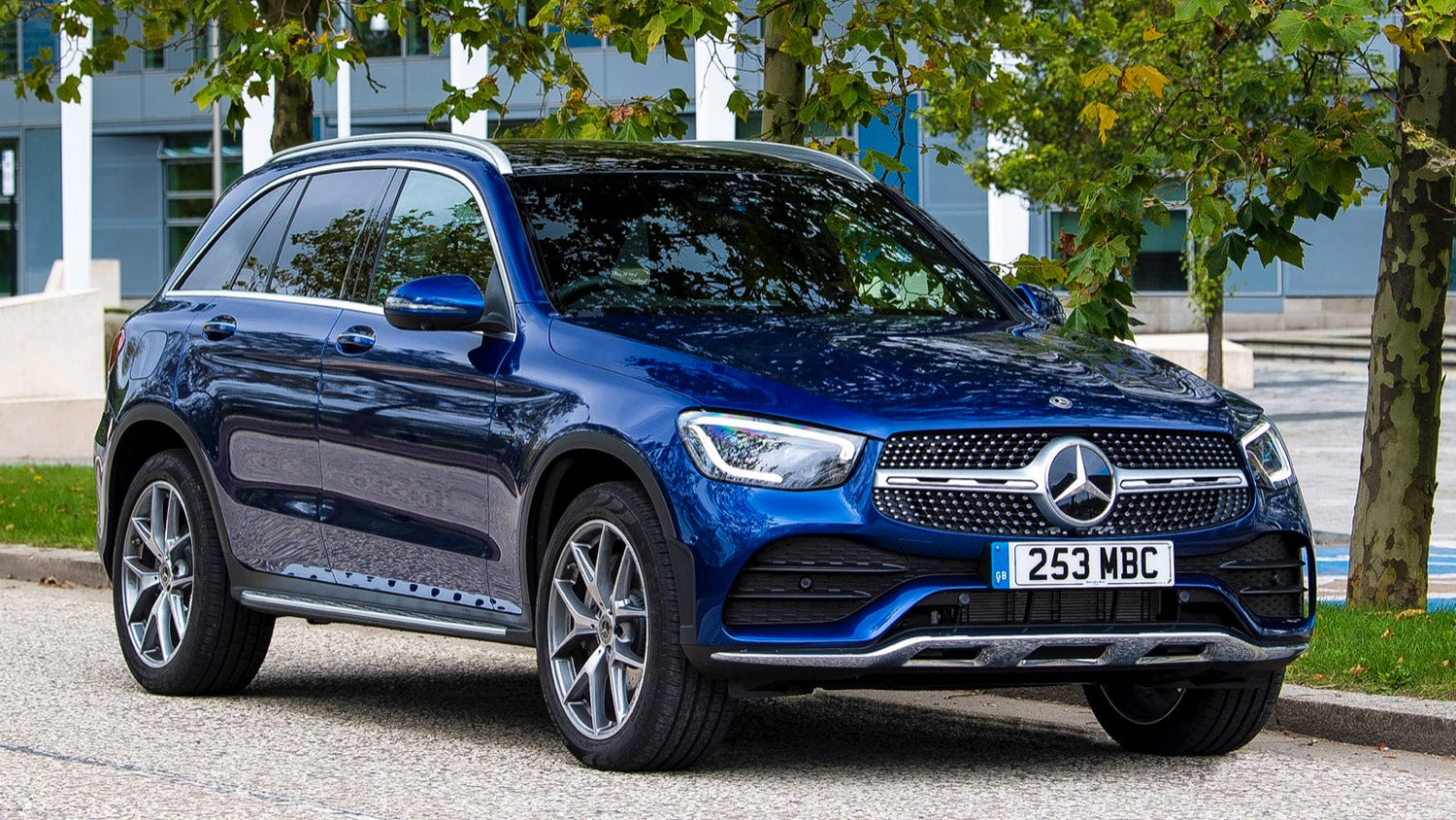 Mercedes GLC 300 e Charging cable