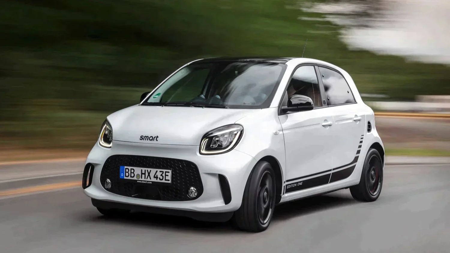Smart EQ Forfour charging cable