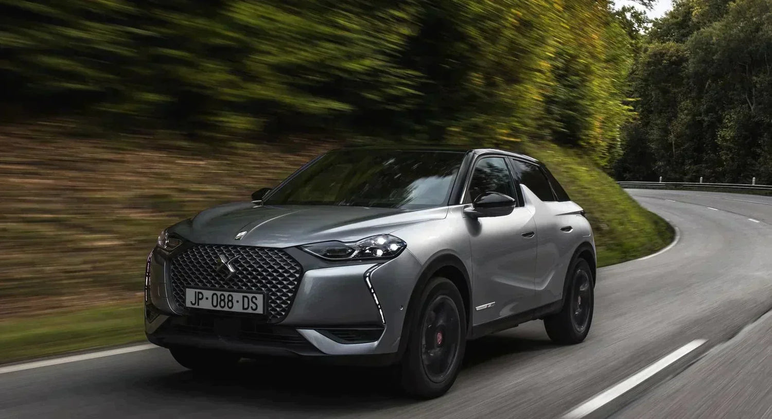 DS 3 Crossback E-Tense charging cable