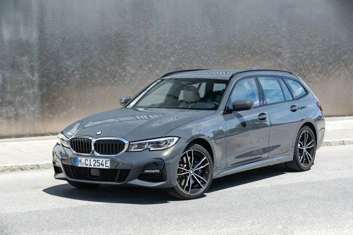 BMW 320E PHEV charging cable