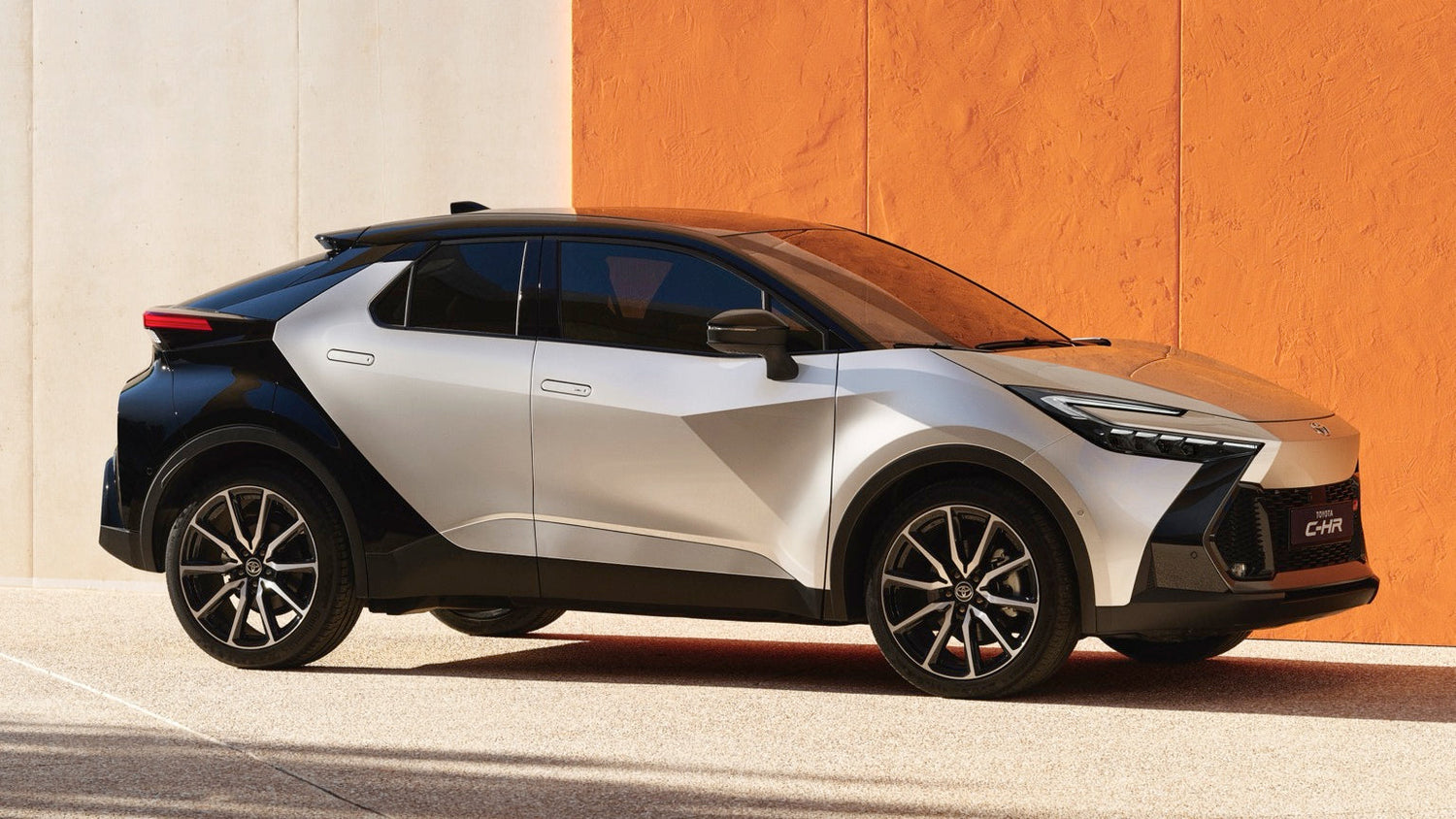 Toyota C-HR PHEV Charging cable
