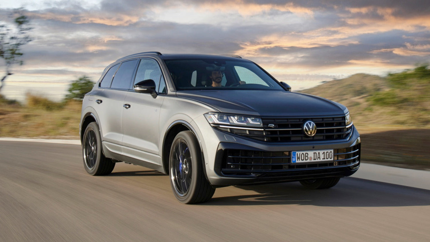 Volkswagen Touareg Charging cable