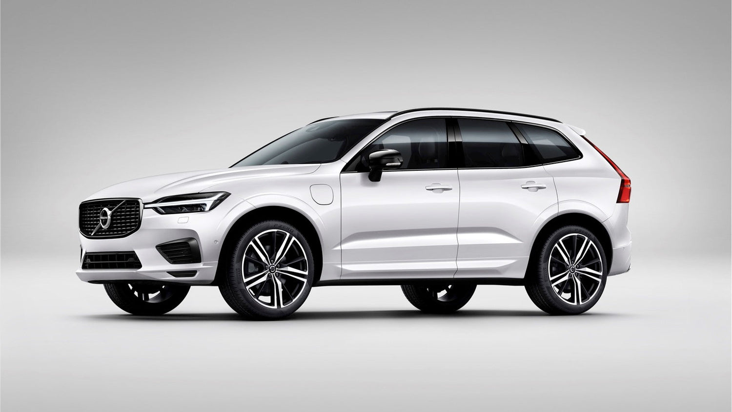 Volvo XC60 PHEV charging cable