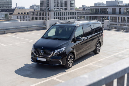 Mercedes EQV 300 charging cable