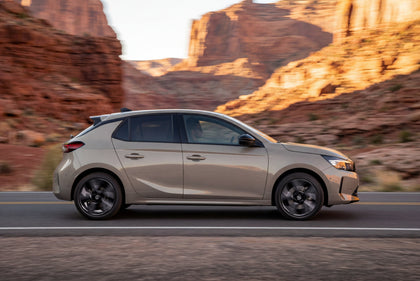 Opel Corsa-e charging cable